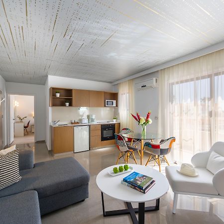 King Jason Paphos - Designed For Adults By Louis Hotels Dış mekan fotoğraf