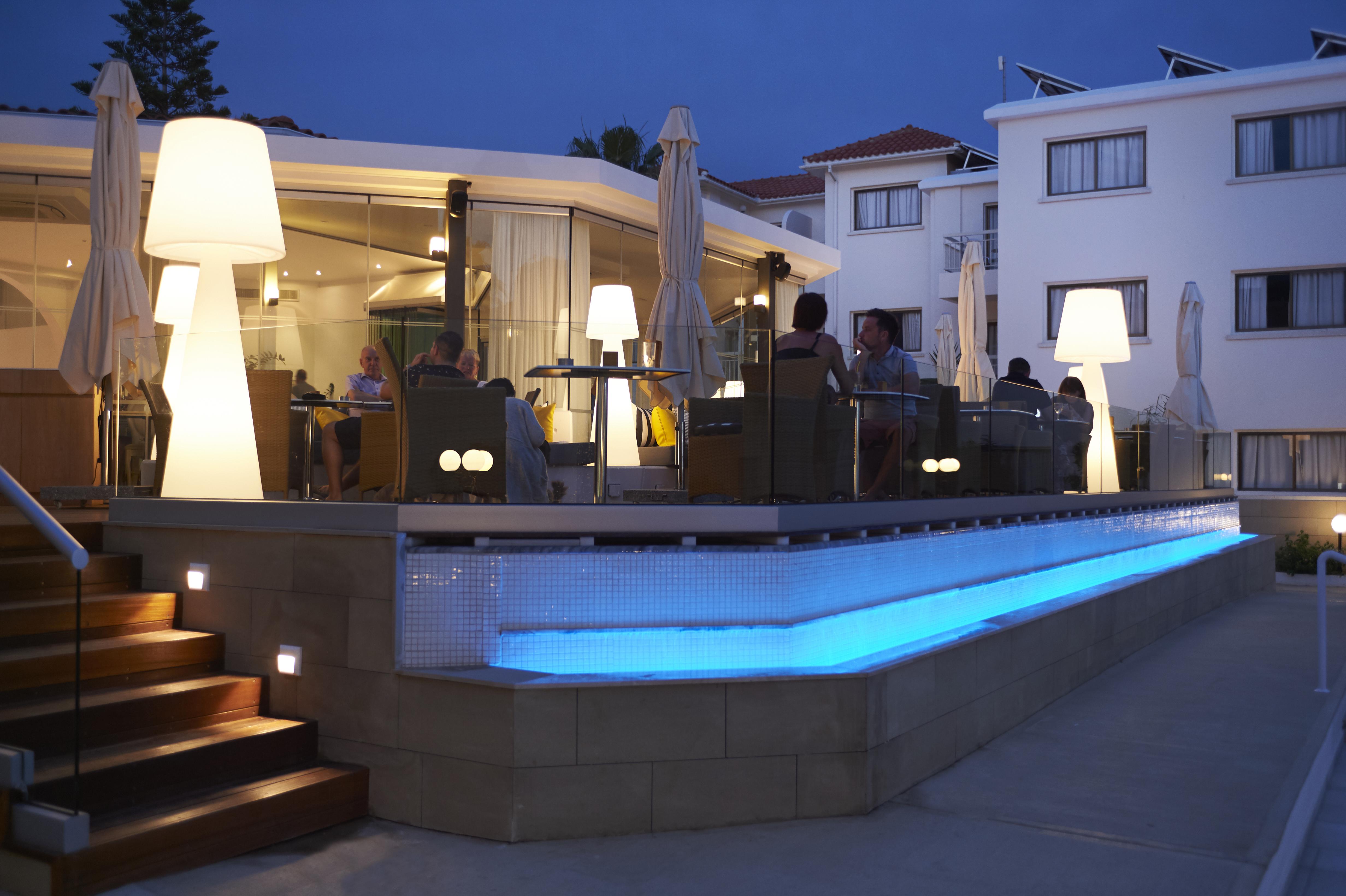 King Jason Paphos - Designed For Adults By Louis Hotels Dış mekan fotoğraf