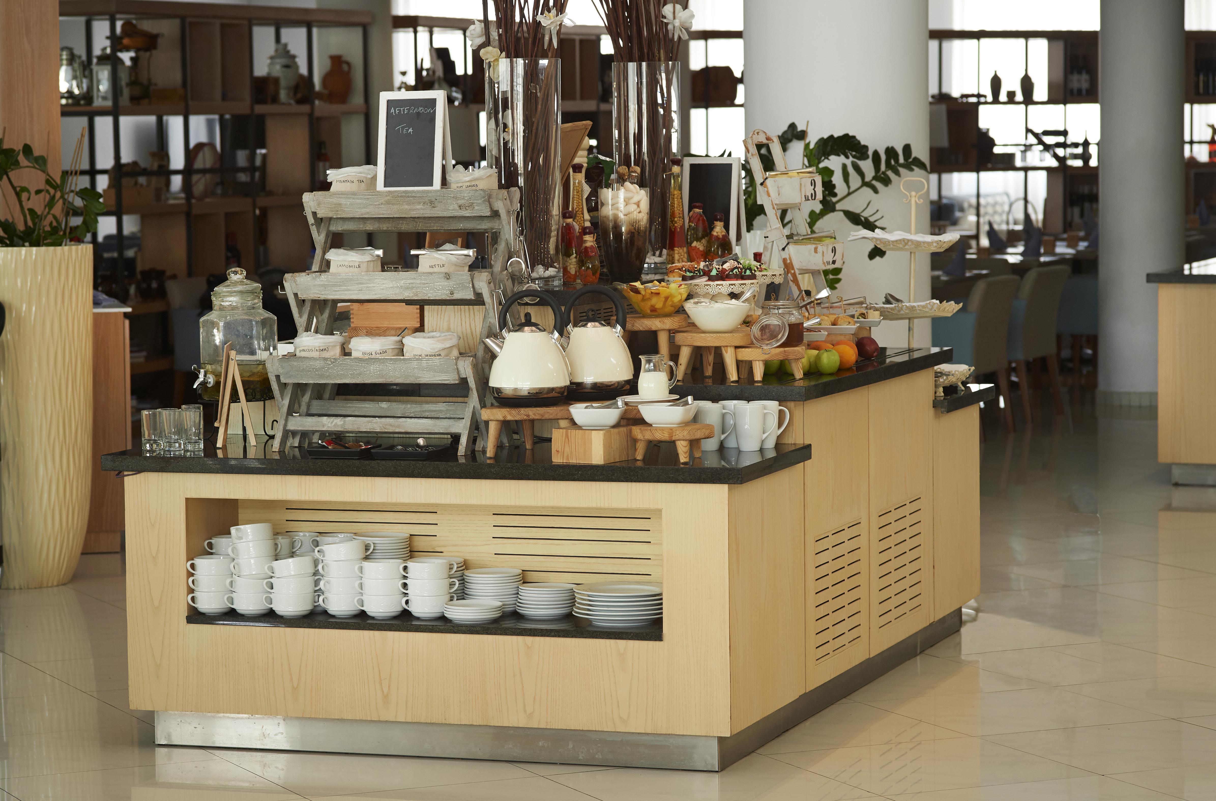 King Jason Paphos - Designed For Adults By Louis Hotels Dış mekan fotoğraf