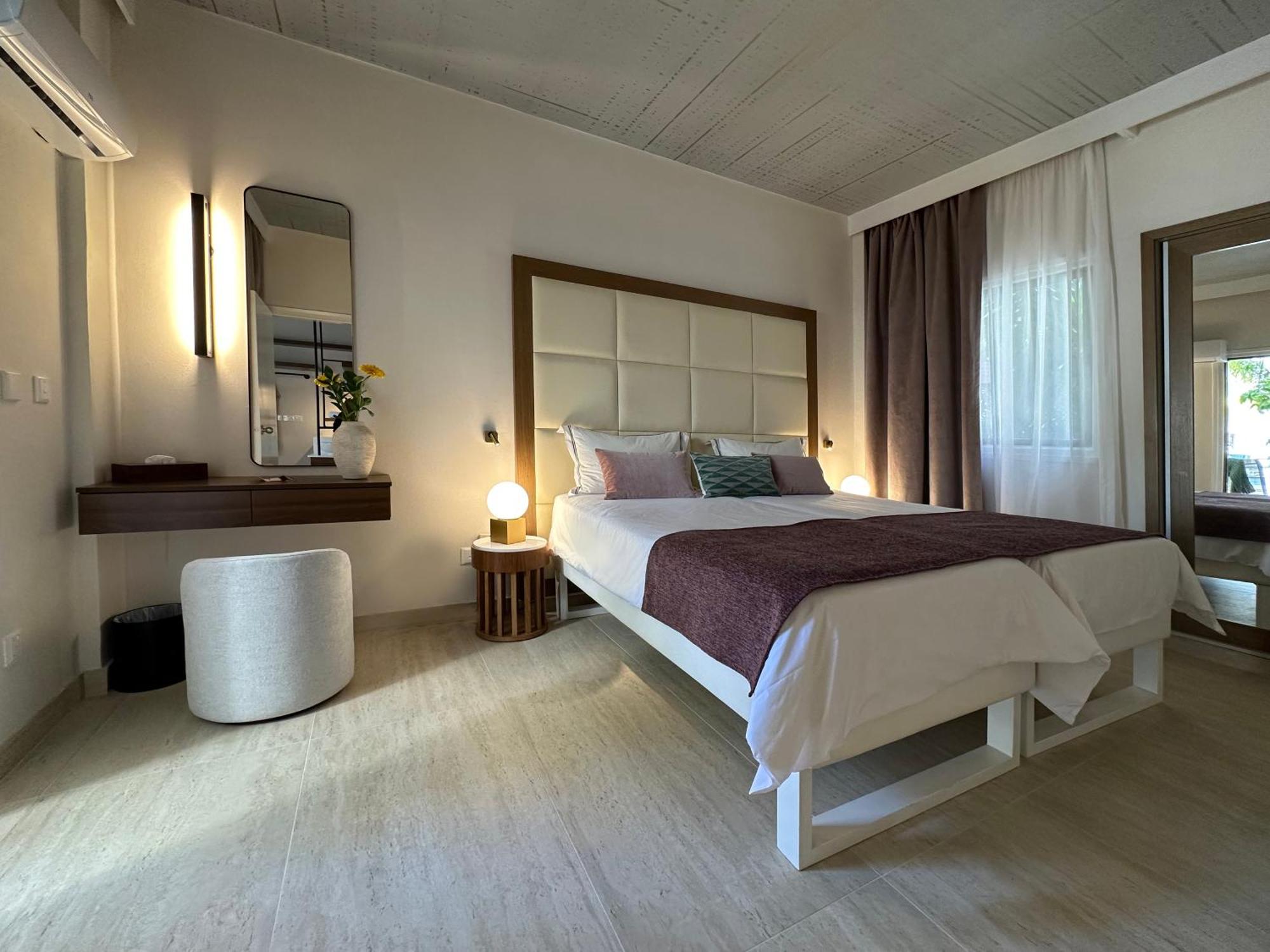 King Jason Paphos - Designed For Adults By Louis Hotels Dış mekan fotoğraf