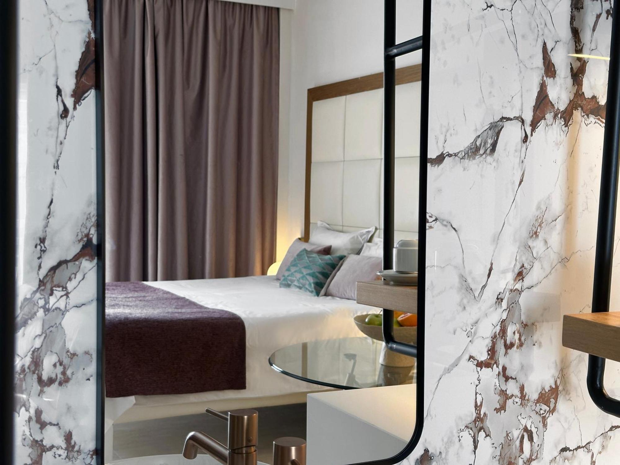 King Jason Paphos - Designed For Adults By Louis Hotels Dış mekan fotoğraf